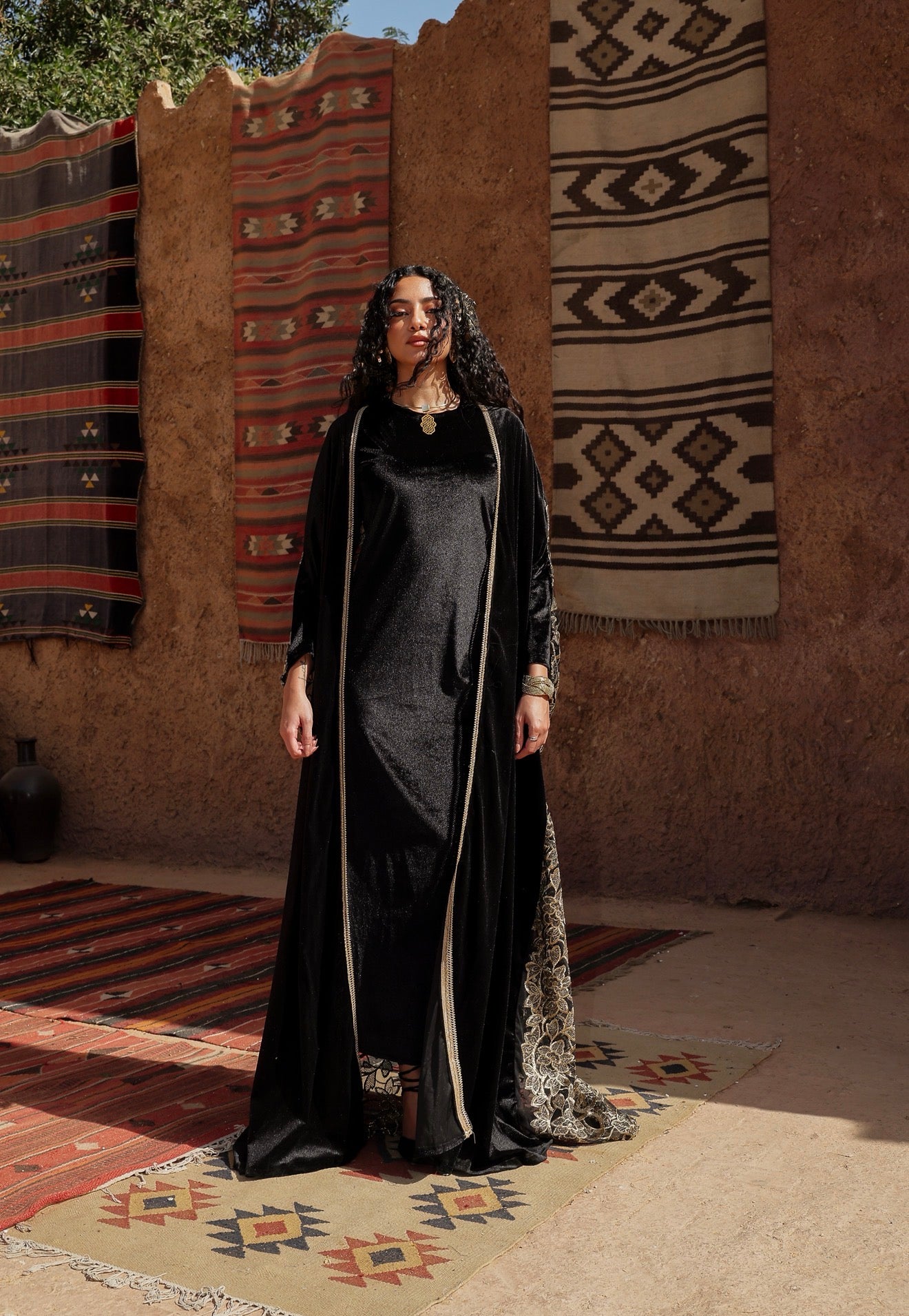 "تمر حنة" Tamr henna kaftan