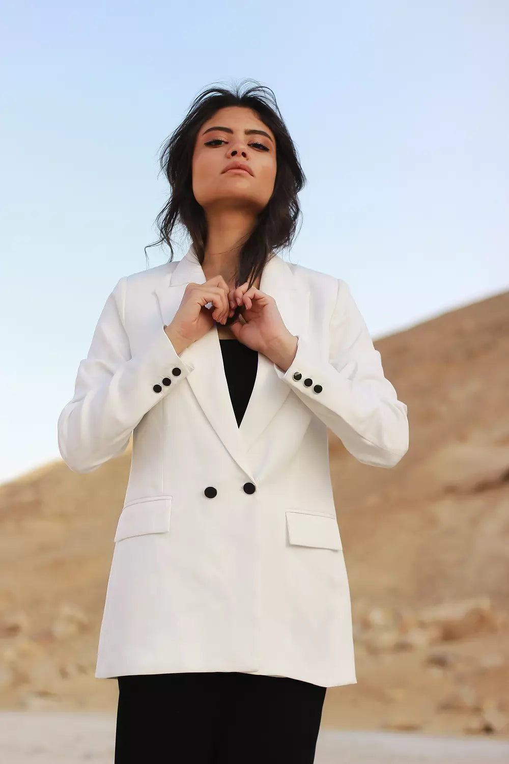 Buttoned blazer