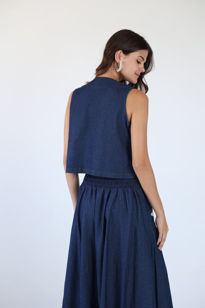 Embroidered denim skirt