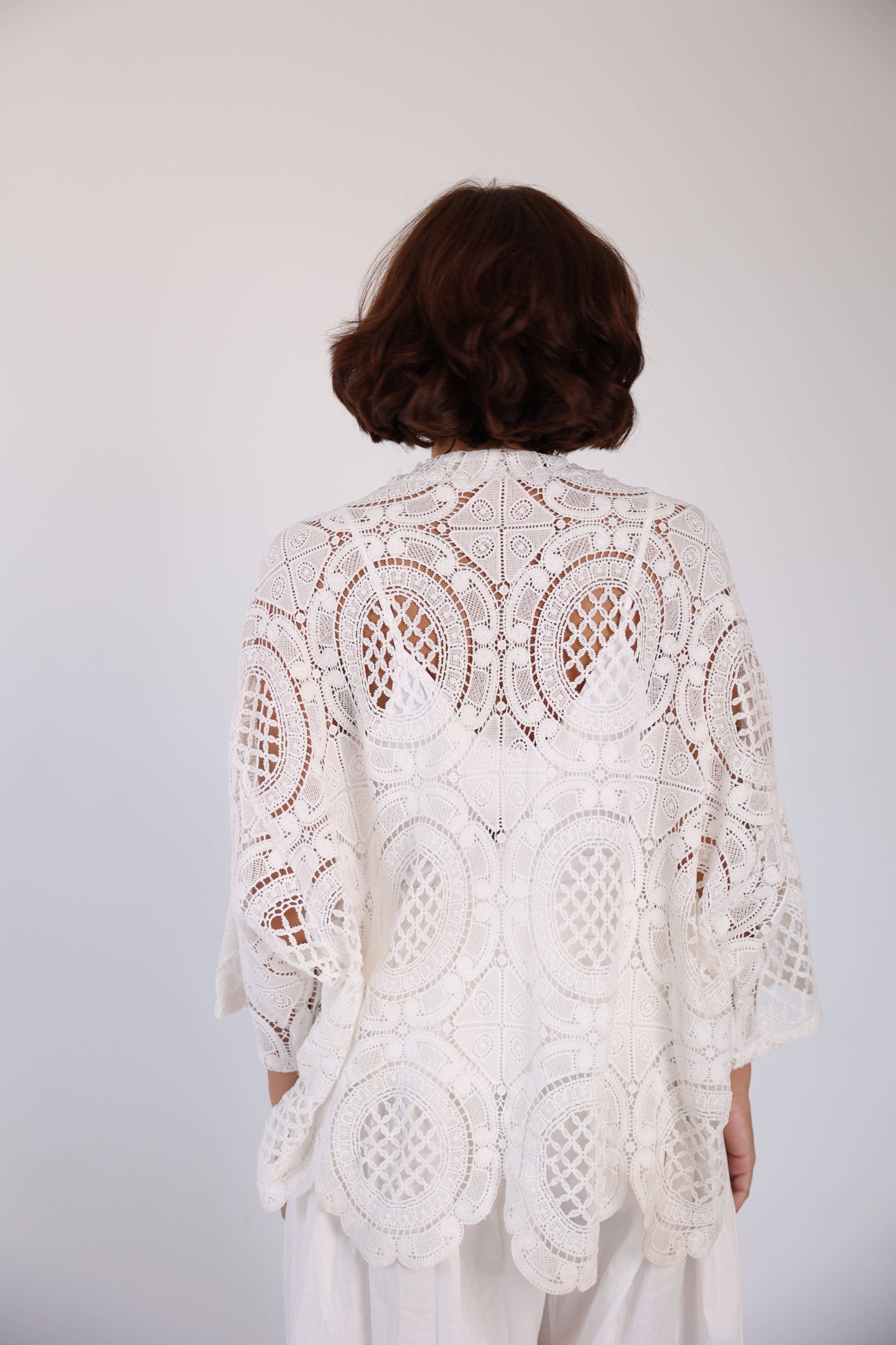 Short crochet kimono