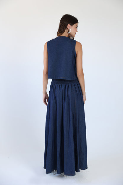 Embroidered denim skirt