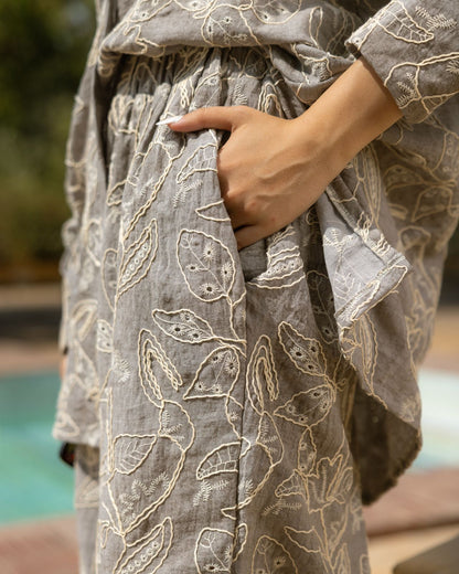 Fully embroidered emma set