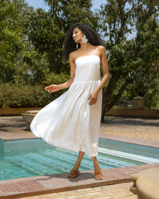 Ballon white dress