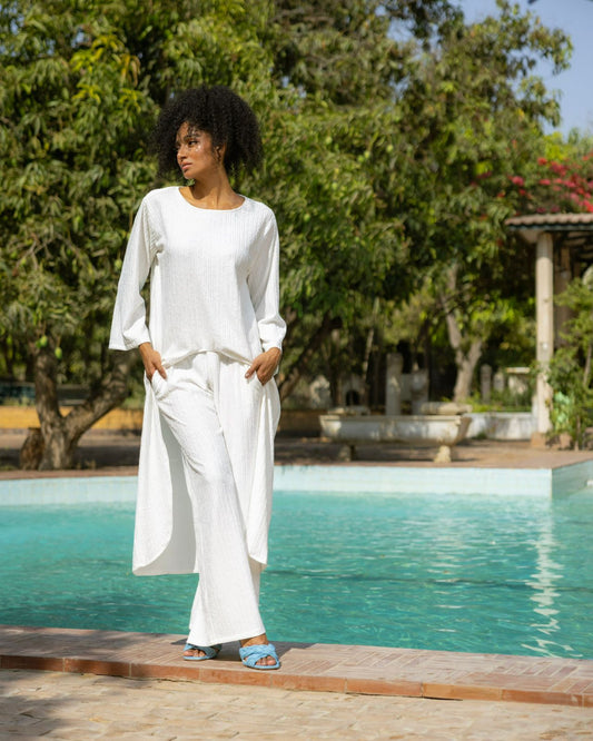 Cutout white summer set