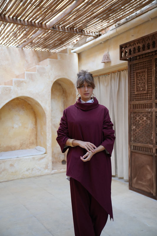 High low contrast burgundy set