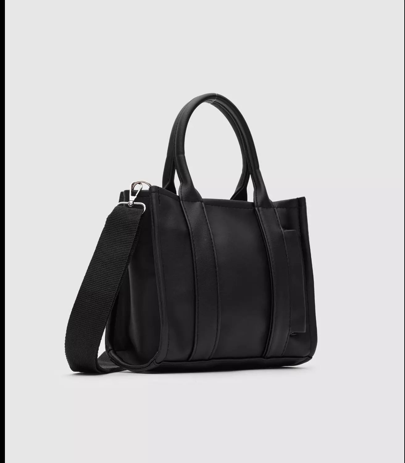 Black tote bag